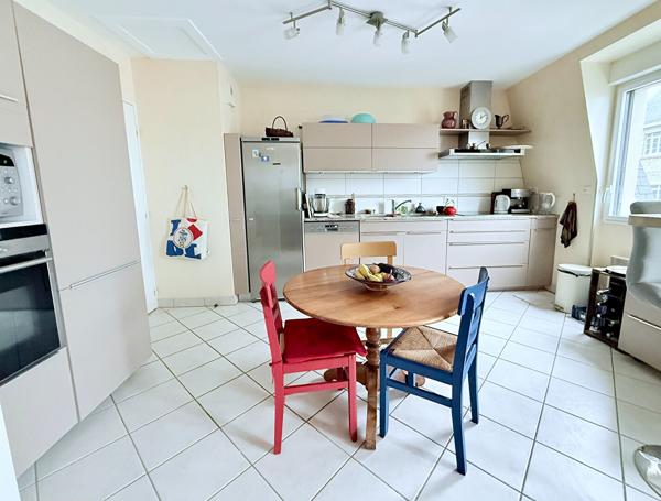 Appartement 4 pièces – 96 m² environ à Saint-Malo (ref : 39708)