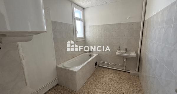 À vendre Appartement 4 pièces 67.83 m² - Marignane 13700