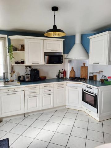 Maison de ville en meulière au centre-ville de Bures-Sur-Yvette