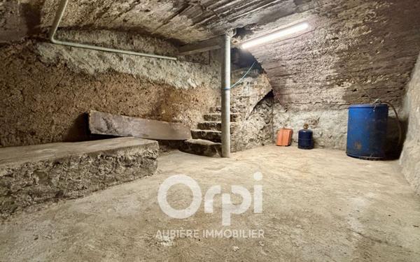 Maison à vendre    2 pièces • 51,49 m2 Saint-Amant-Tallende