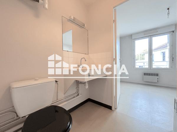 Location Studio 15.91 m² - 120 BD DES POILUS Nantes 44300
