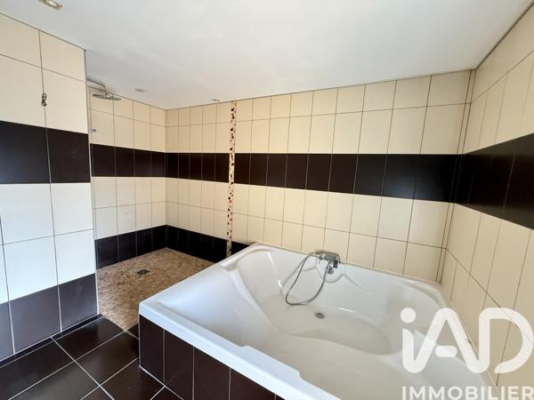 Maison à vendre 5 pièces 170 m² Saint-Hippolyte