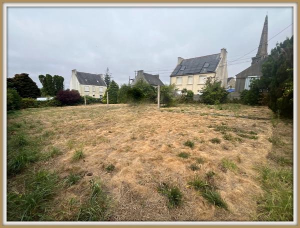 Terrain à vendre de 744,00 m² COMMANA (29)