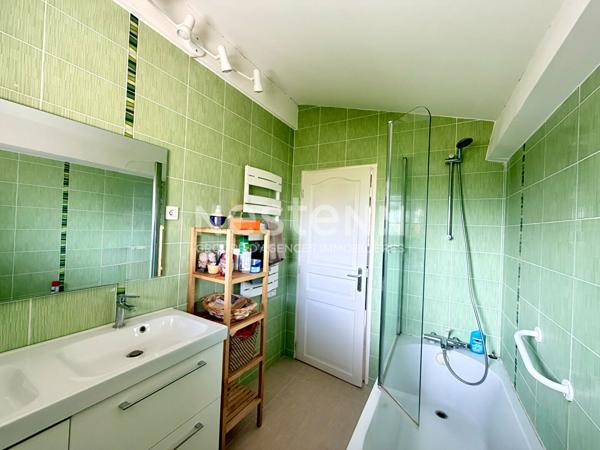 PESSAC - ALOUETTE - Maison familiale - Indépendante - 6 pièces - 5 chambres - Piscine - Garage - Dépendance - Calme