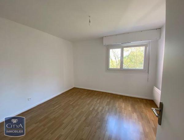 Appartement à louer 3 pièces 73.4m²