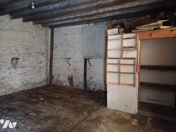 A VENDRE à ST JEAN D'HERMINE (85210) Propriété de 181m2 hab. + dépendances sur terrain de 2.946m2