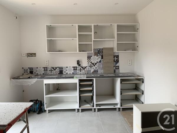 Appartement F3 à vendre  3 pièces - 65 m2 CLERMONT L HERAULT - 34
