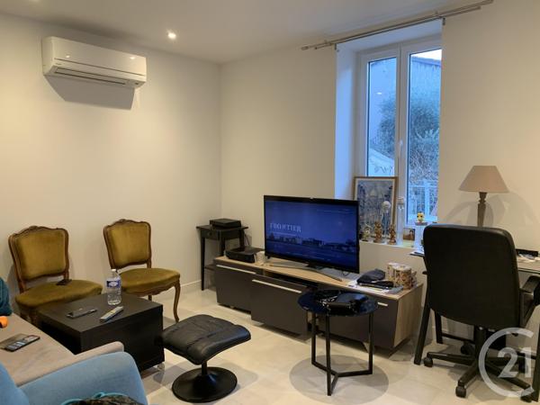 Appartement F3 à vendre  3 pièces - 65 m2 CLERMONT L HERAULT - 34