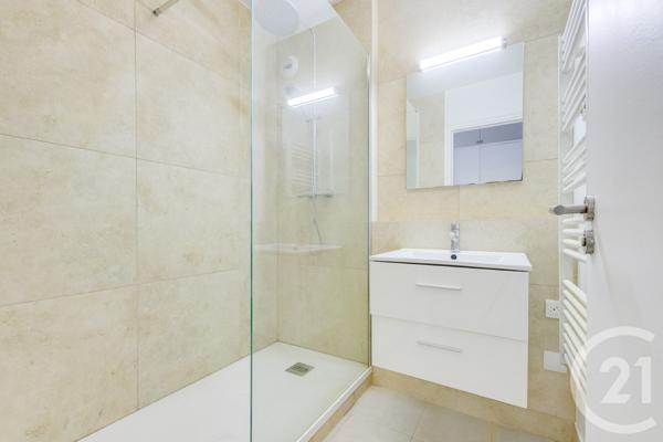 Appartement F4 à vendre  4 pièces - 90,74 m2 PARIS - 75015