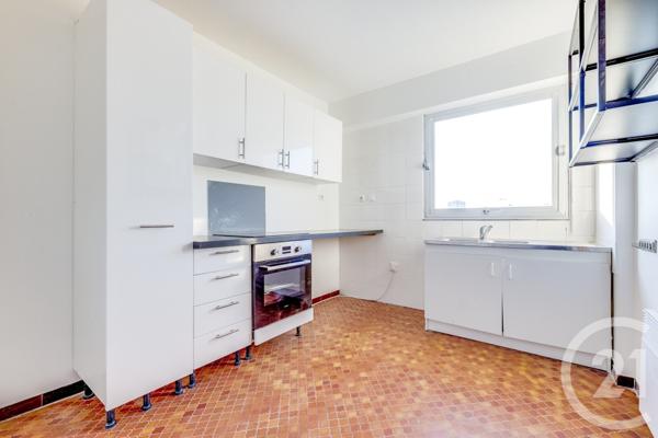 Appartement F4 à vendre  4 pièces - 90,74 m2 PARIS - 75015