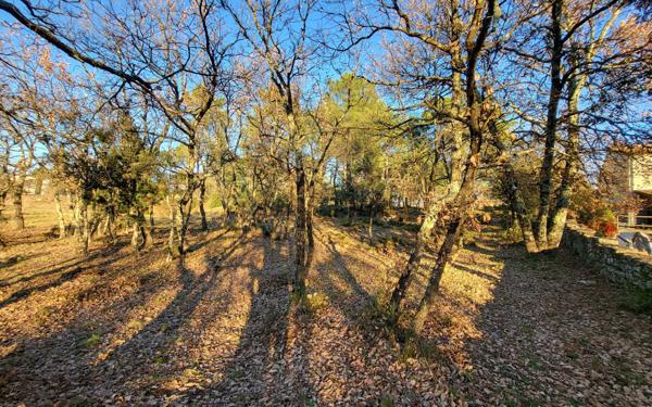 Terrain à vendre    Les Assions