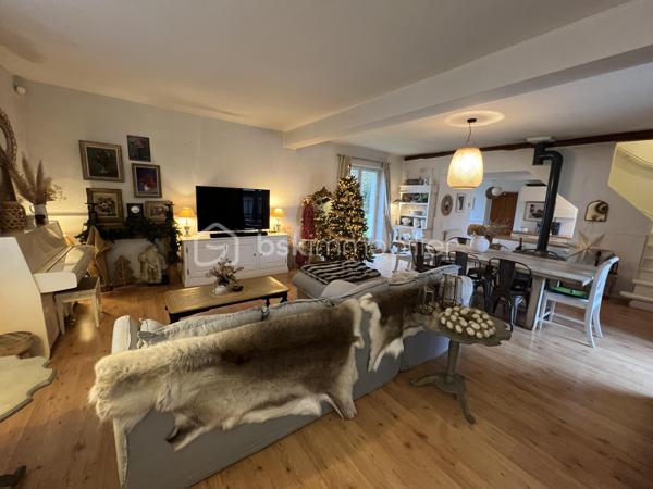 Maison ancienne de 153,89 m²