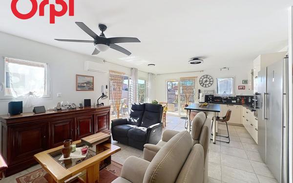 Maison à vendre    3 pièces •  Pia