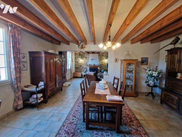 Exclusivité ! Belle Longère avec dépendances