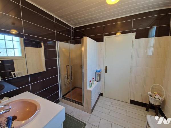 Exclusivité ! Belle Longère avec dépendances