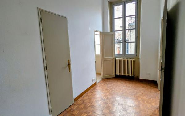 Appartement à vendre    4 pièces • 97,34 m2 Avignon