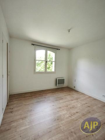 Location maison Sainte Gemmes D Andigne : 875 € - AJP Immobilier Segré