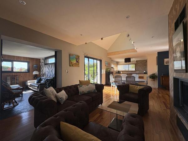 A vendre CLOHARS CARNOET (29360 - LE POULDU) Maison 6 pièces 4 chambres 145 m2