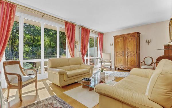 Appartement à vendre    5 pièces • 148,29 m2 Antony