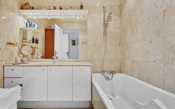 Appartement à vendre    5 pièces • 148,29 m2 Antony