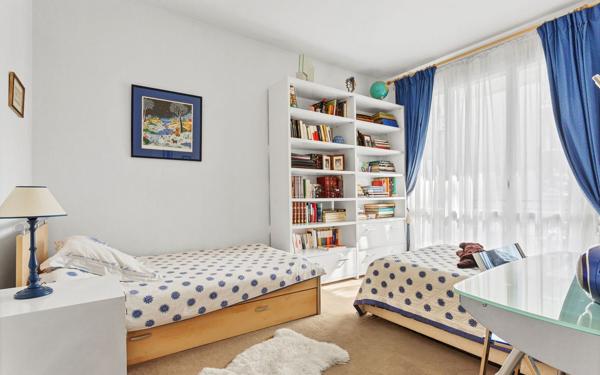 Appartement à vendre    5 pièces • 148,29 m2 Antony