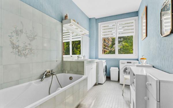 Appartement à vendre    5 pièces • 148,29 m2 Antony