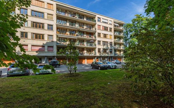 Appartement à vendre    5 pièces • 148,29 m2 Antony