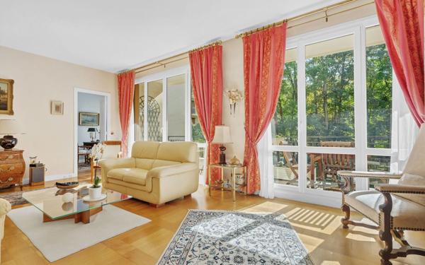 Appartement à vendre    5 pièces • 148,29 m2 Antony