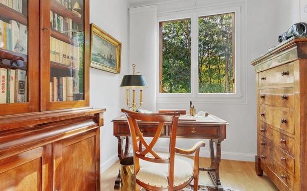 Appartement à vendre    5 pièces • 148,29 m2 Antony