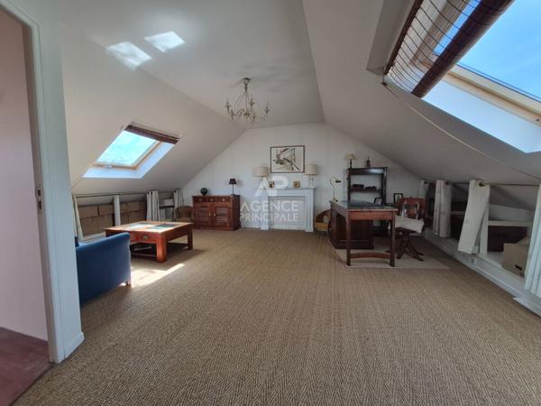 Maison Fourqueux 7 pièce(s) 840 000 € **  - Référence  18477
