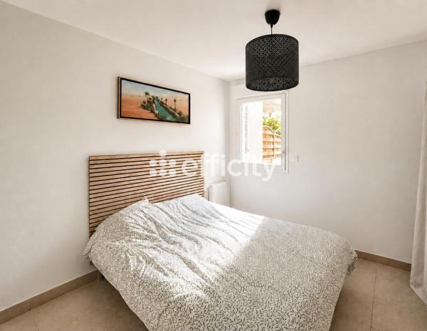 Appartement
         3 pièces
        - 70 m² Exclusivité 248 000 € *