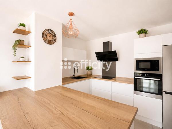 Appartement
         3 pièces
        - 70 m² Exclusivité 248 000 € *