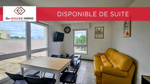 Appartement à louer 6 pièces de 99 m²