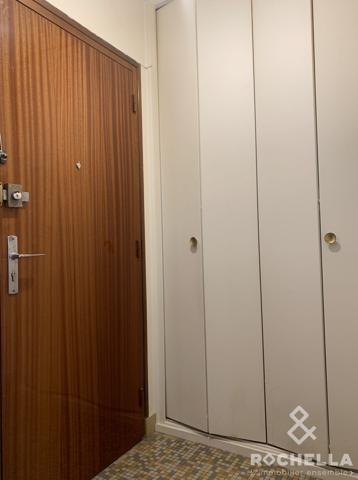 Appartement 45m2, 2 pièces avec balcon et garage privatif. Quartier St Eloi/canal de Rompsay