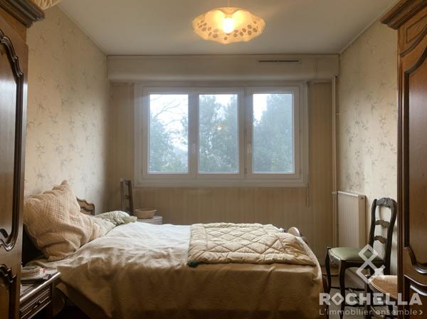 Appartement 45m2, 2 pièces avec balcon et garage privatif. Quartier St Eloi/canal de Rompsay