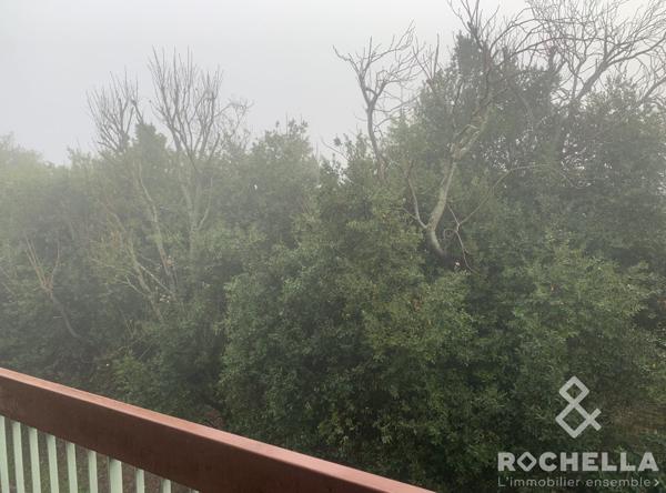 Appartement 45m2, 2 pièces avec balcon et garage privatif. Quartier St Eloi/canal de Rompsay