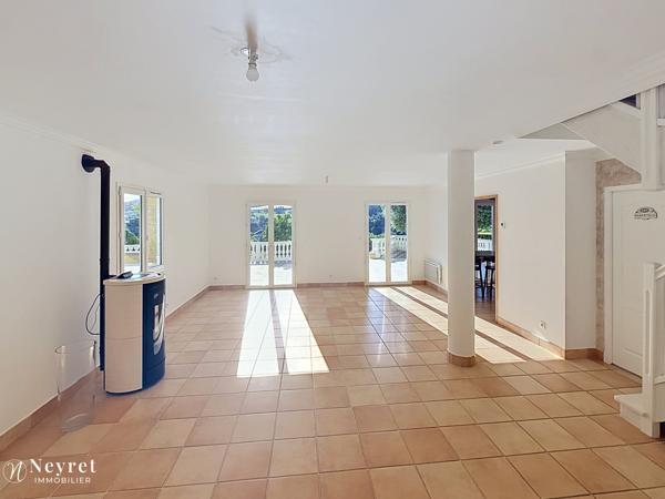 Maison 136 m² habitable, 5 chambres, Piscine et vue panoramique!