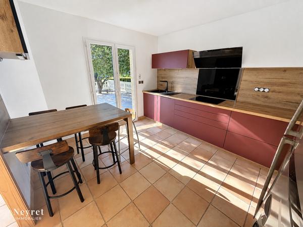 Maison 136 m² habitable, 5 chambres, Piscine et vue panoramique!