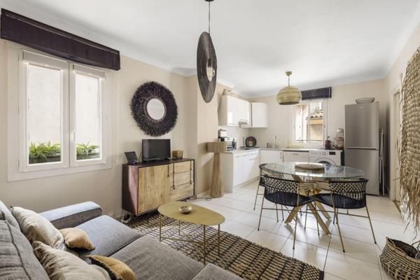 AIX EN PROVENCE - CENTRE VILLE HISTORIQUE - APPARTEMENT T3 - 47 M2 - 310 000