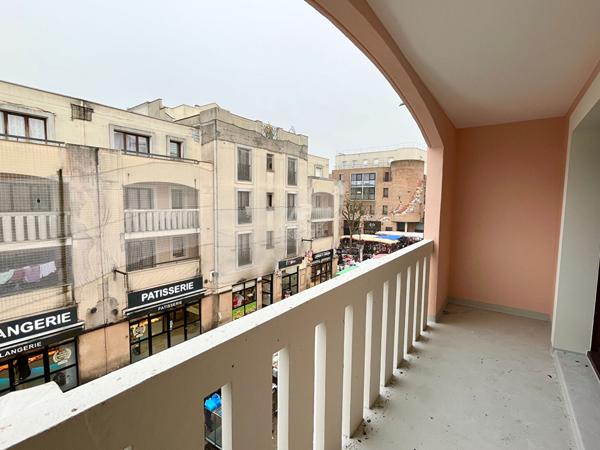 Appartement Cergy 3 pièce(s) 66.93 m2 €174 000 ** - Référence 2209