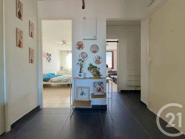 Appartement T4 à vendre  4 pièces - 82 m 2   MARSEILLE  - 13014