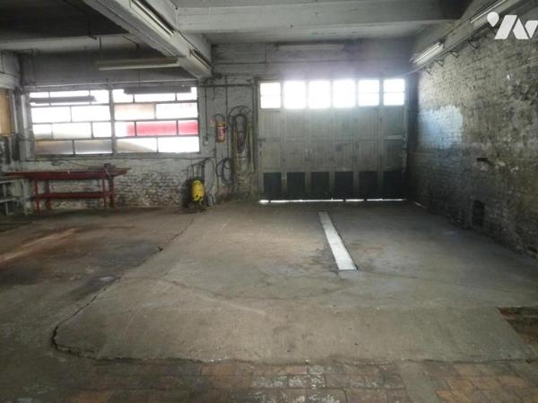 Ancien garage automobile à VENDRE à CAUDRY. 