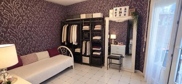Vente                                                      Appartement
                        
                     4 pièces                      83 m2                     à Nice