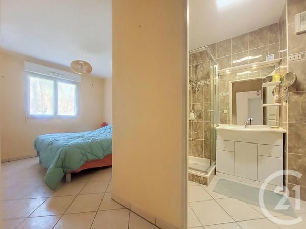 Appartement T4 à vendre  4 pièces - 81,84 m 2   DRAGUIGNAN  - 83