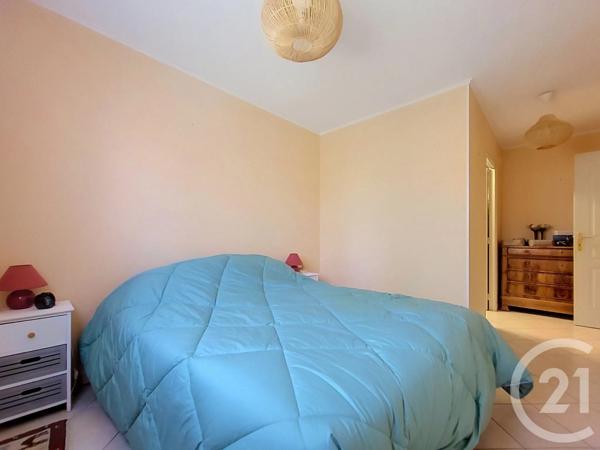 Appartement T4 à vendre  4 pièces - 81,84 m 2   DRAGUIGNAN  - 83