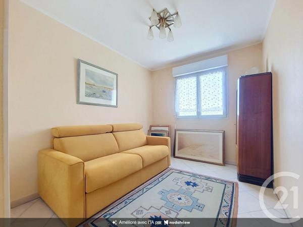 Appartement T4 à vendre  4 pièces - 81,84 m 2   DRAGUIGNAN  - 83