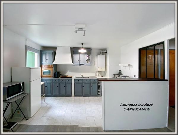 Dpt Seine et Marne (77), à vendre ROISSY EN BRIE appartement T2 de 55,27 m², avec box et cave.