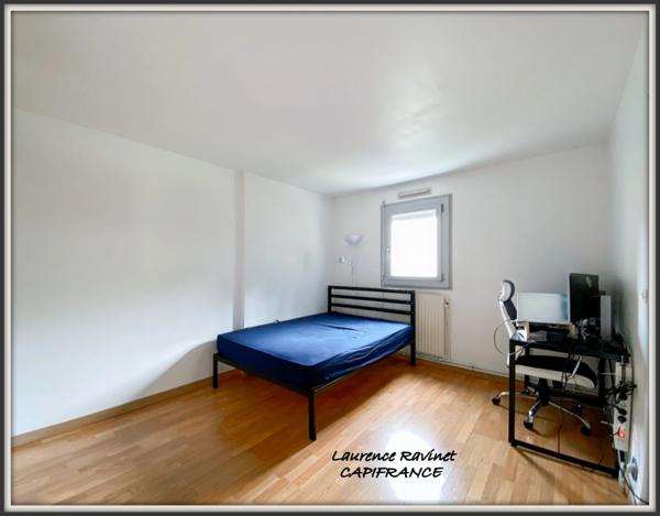 Dpt Seine et Marne (77), à vendre ROISSY EN BRIE appartement T2 de 55,27 m², avec box et cave.