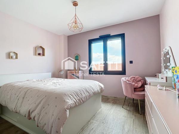 BELLE MAISON CONTEMPORAINE