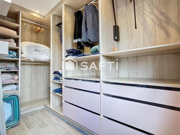 BELLE MAISON CONTEMPORAINE